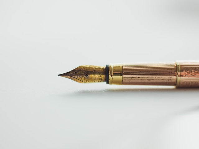 Are You Looking For A Regular Blog Article Writer?